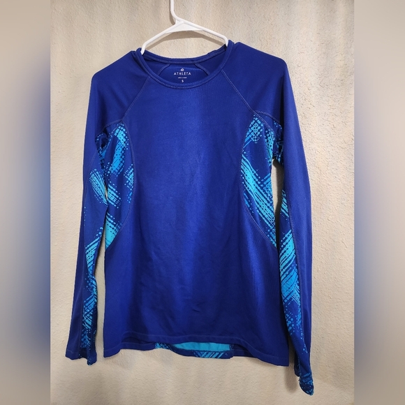 Athleta Blue Long Sleeve athletic Top size small - Picture 5 of 9